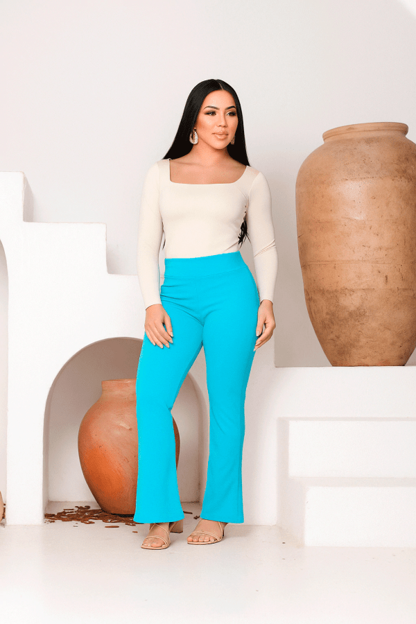 Flare Malha Pop com Bolsos